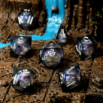 Nebula Night Liquid Core RPG Dice Set, sprachunabhängig